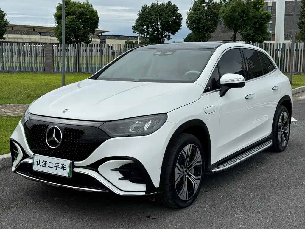 Mercedes-Benz EQE SUV