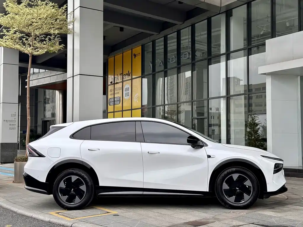 XPeng G7 — миниатюра 6