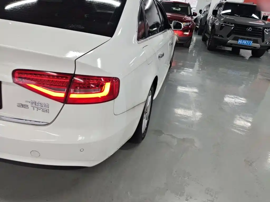 Audi A4L — миниатюра 8