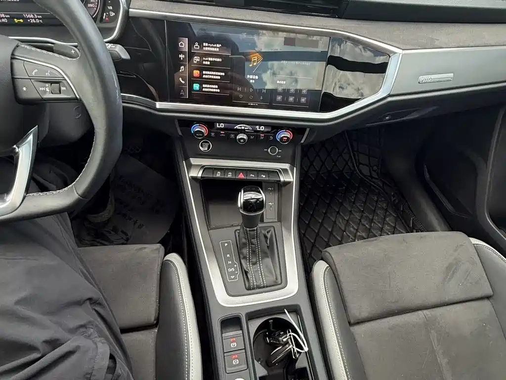 Audi Q3 — миниатюра 11