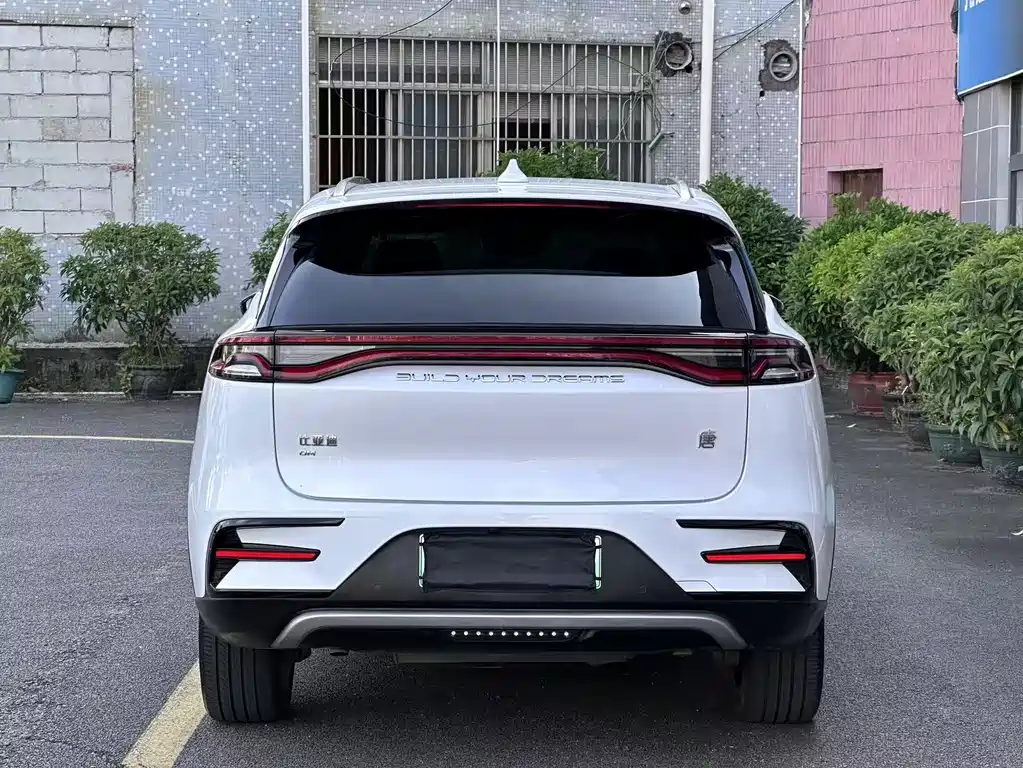 BYD Tang New Energy — миниатюра 17