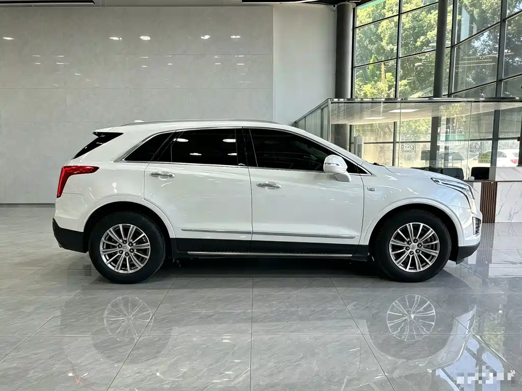 Cadillac XT5 — миниатюра 4