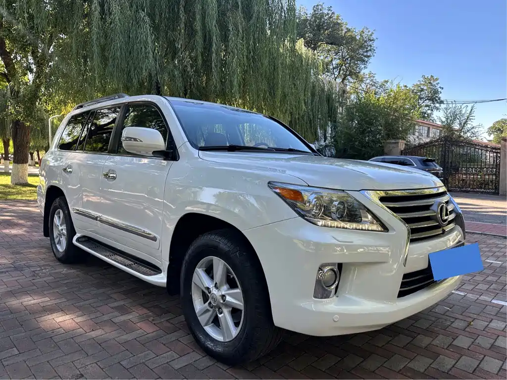 Lexus LX — миниатюра 3