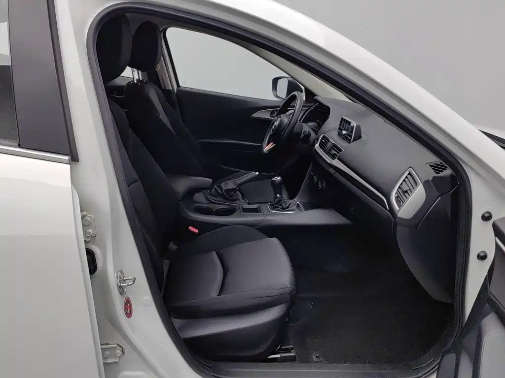 Mazda 3 Axela — миниатюра 23