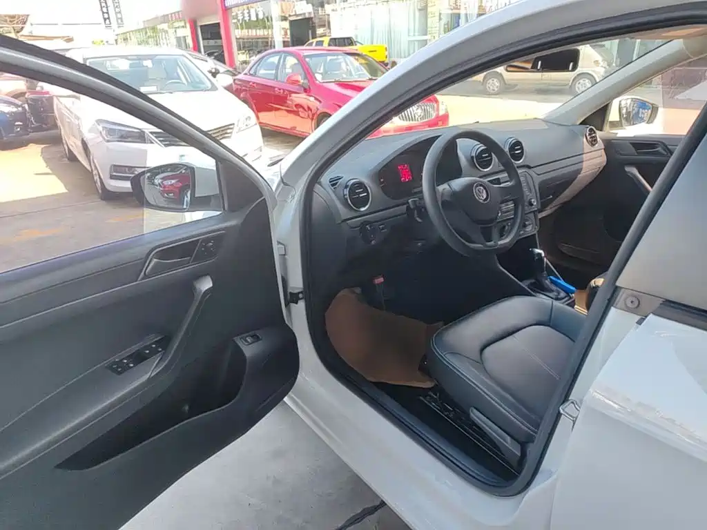 Volkswagen Jetta — миниатюра 16