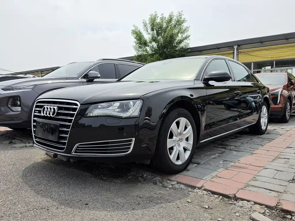 Audi A8 2013