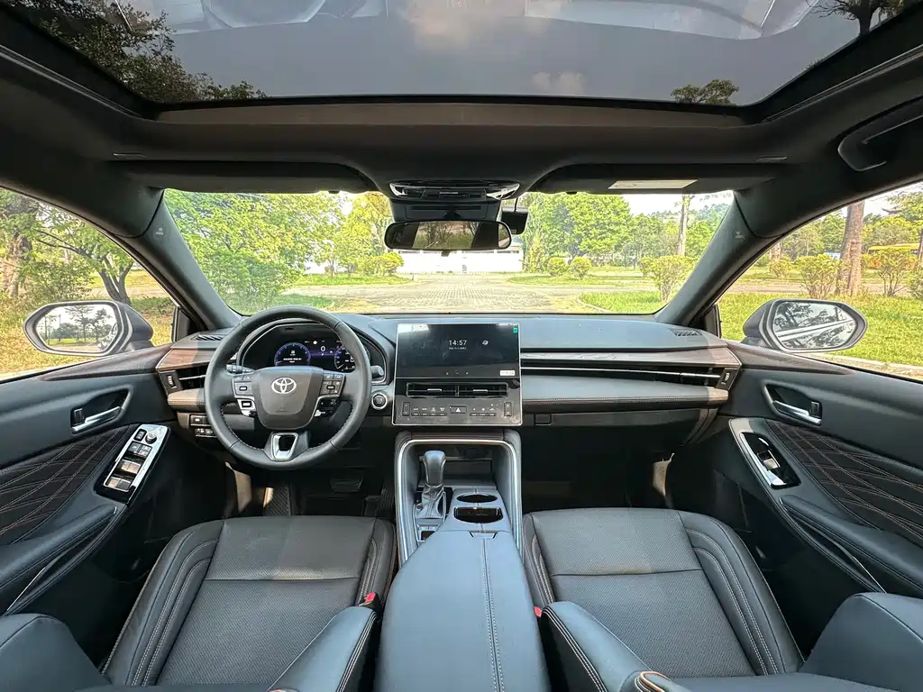 Toyota Avalon — миниатюра 18
