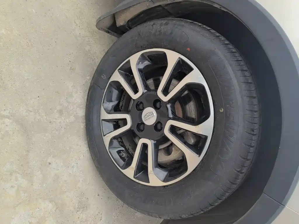 Geely Vision X3 — миниатюра 23