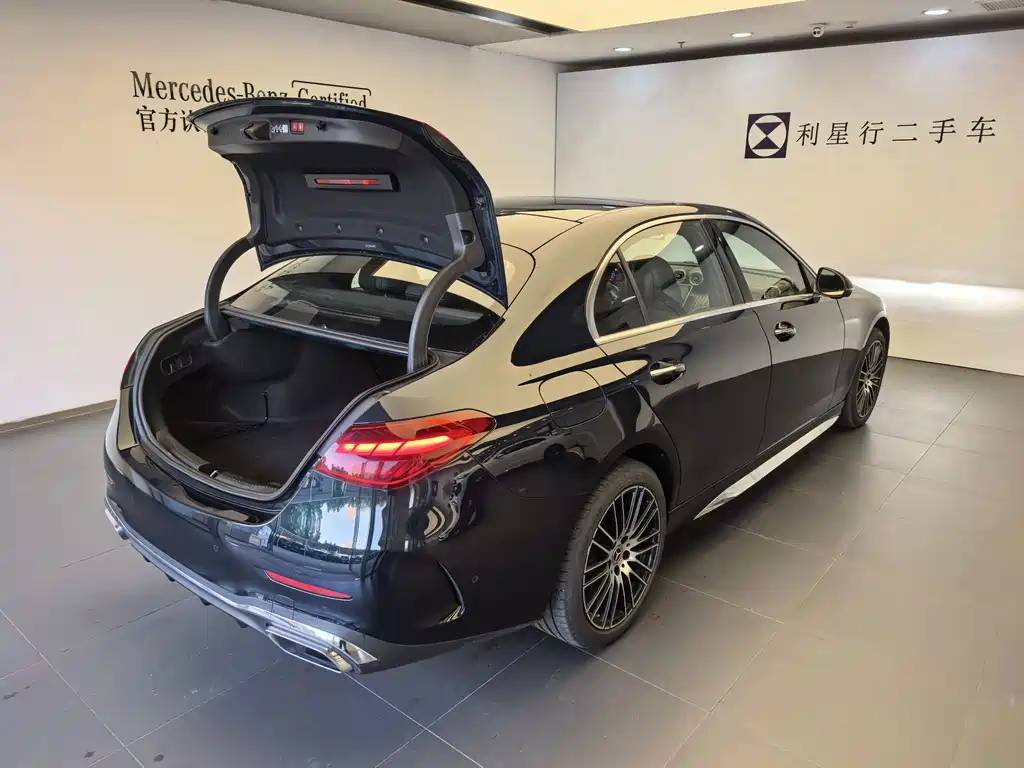 Mercedes-Benz C-Class — миниатюра 9