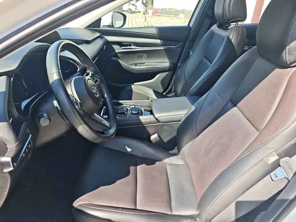 Mazda 3 Axela — миниатюра 7