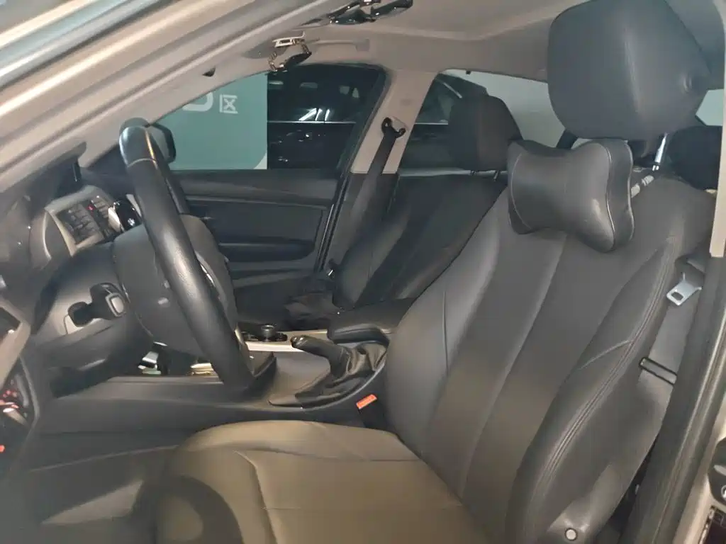 BMW 3 Series — миниатюра 8