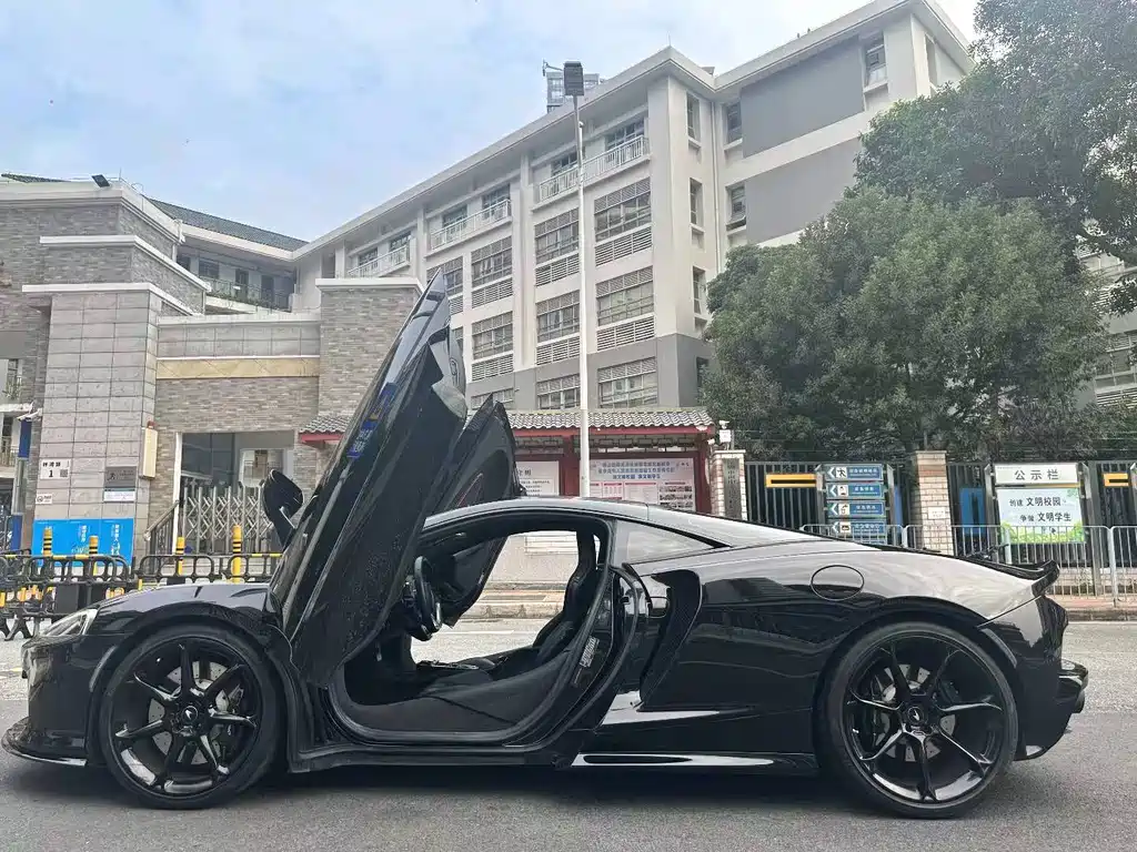 McLaren GT 2019 4.0T