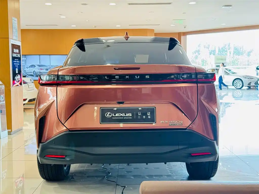 Lexus RZ — миниатюра 9