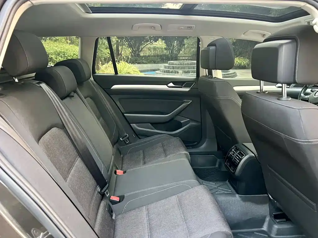Volkswagen Viloran — миниатюра 5