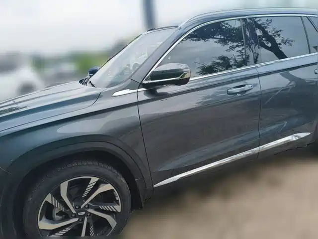 Geely Xingyue L