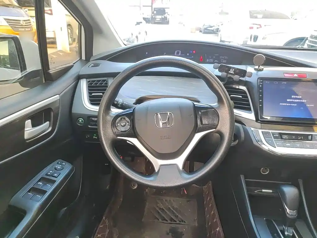 Honda Jade — миниатюра 11