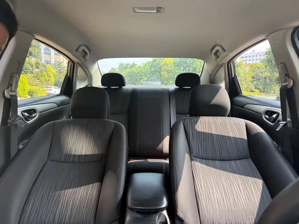 Nissan Sylphy — миниатюра 9