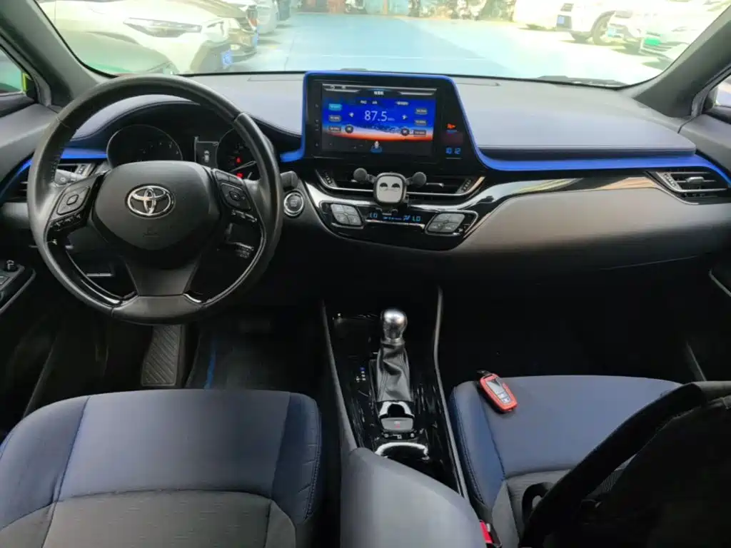 Toyota C-HR — миниатюра 10