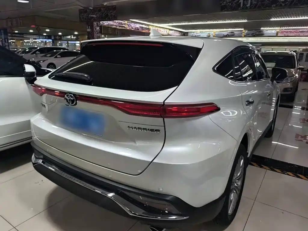 Toyota Harrier — миниатюра 5
