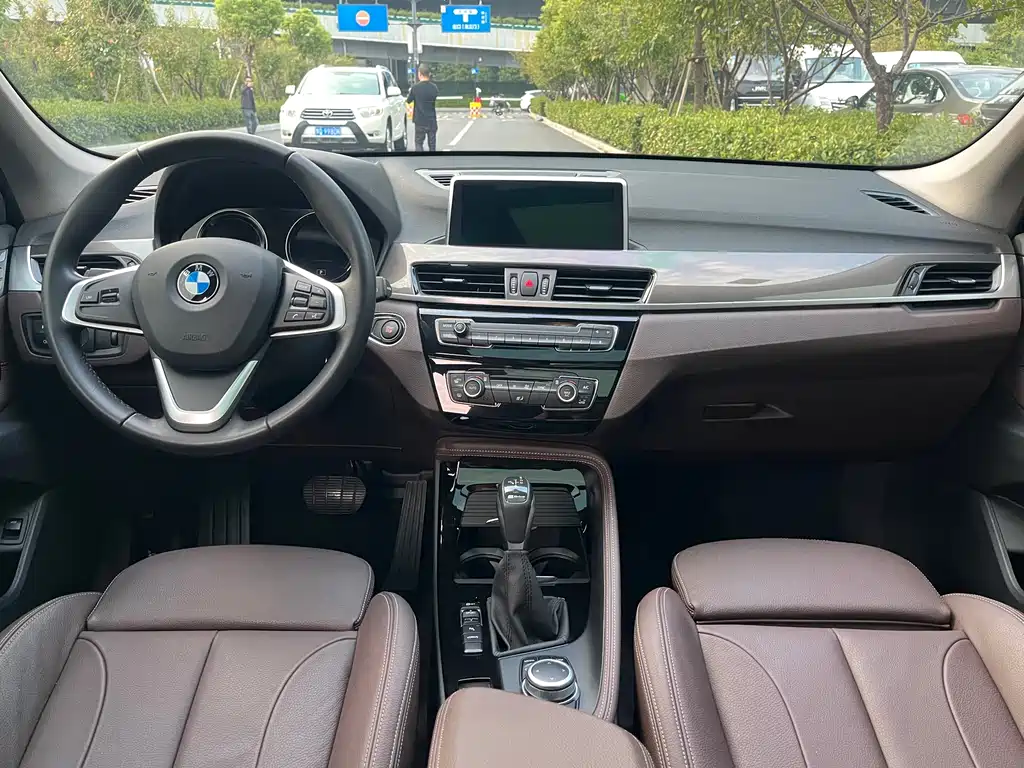 BMW X1 New Energy — миниатюра 16