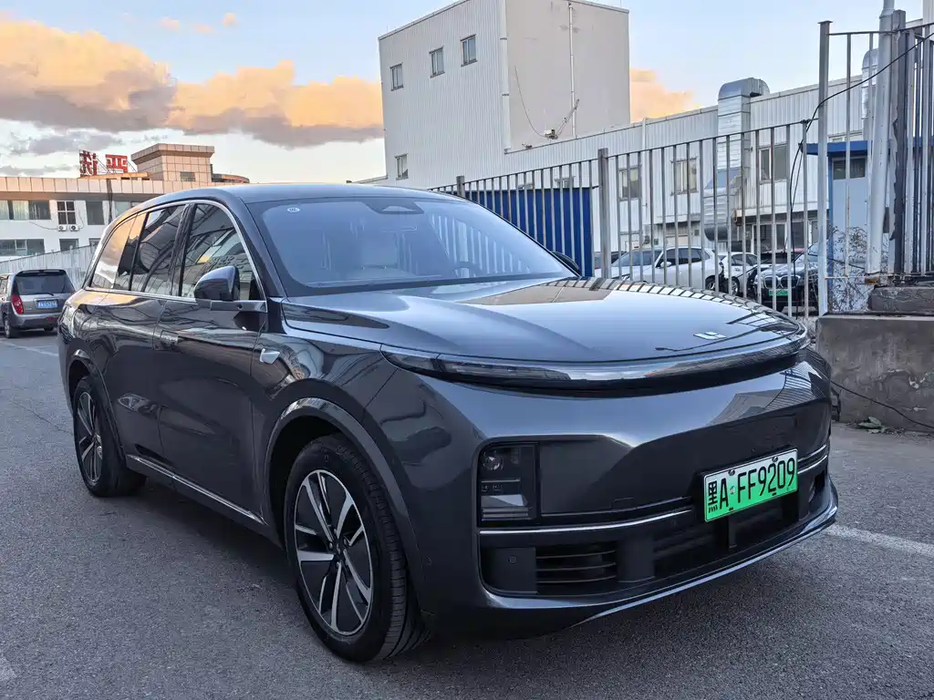 Li Auto Li L8 — миниатюра 3