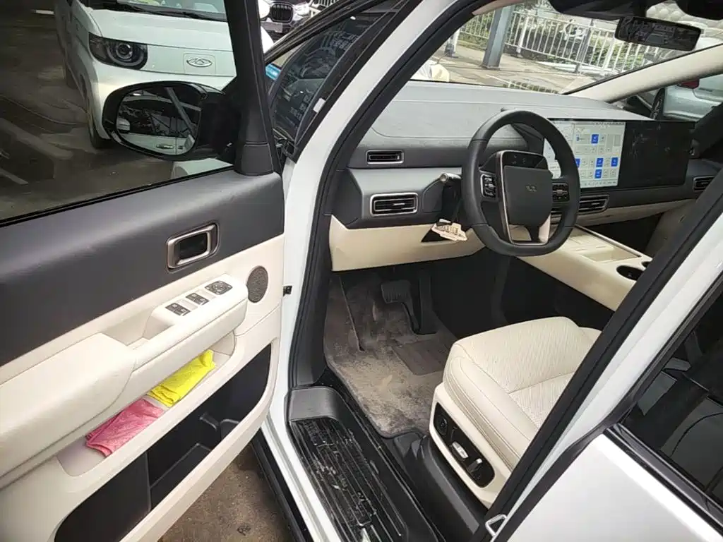 Li Auto Li MEGA — миниатюра 16