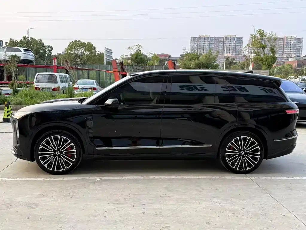 NIO ES8 — миниатюра 3