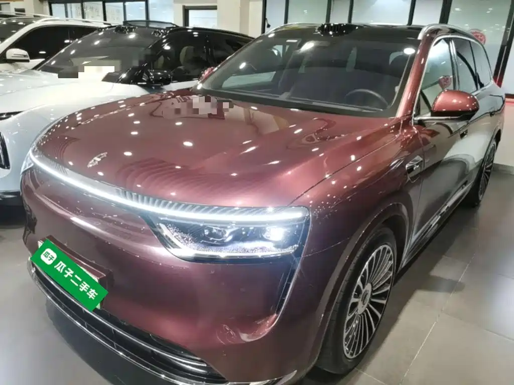 Aito M8 2025 Ultra 53.4kWh 5 мест (192 ）