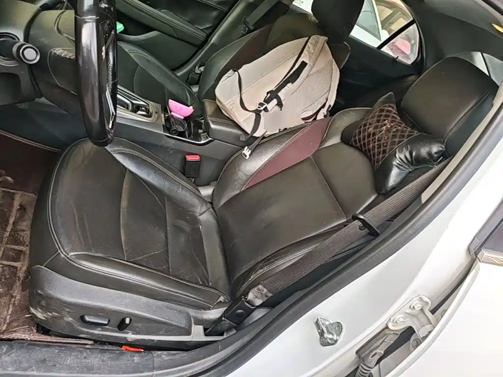 Chevrolet Malibu — миниатюра 15