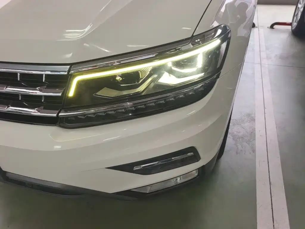 Volkswagen Tiguan L — миниатюра 24