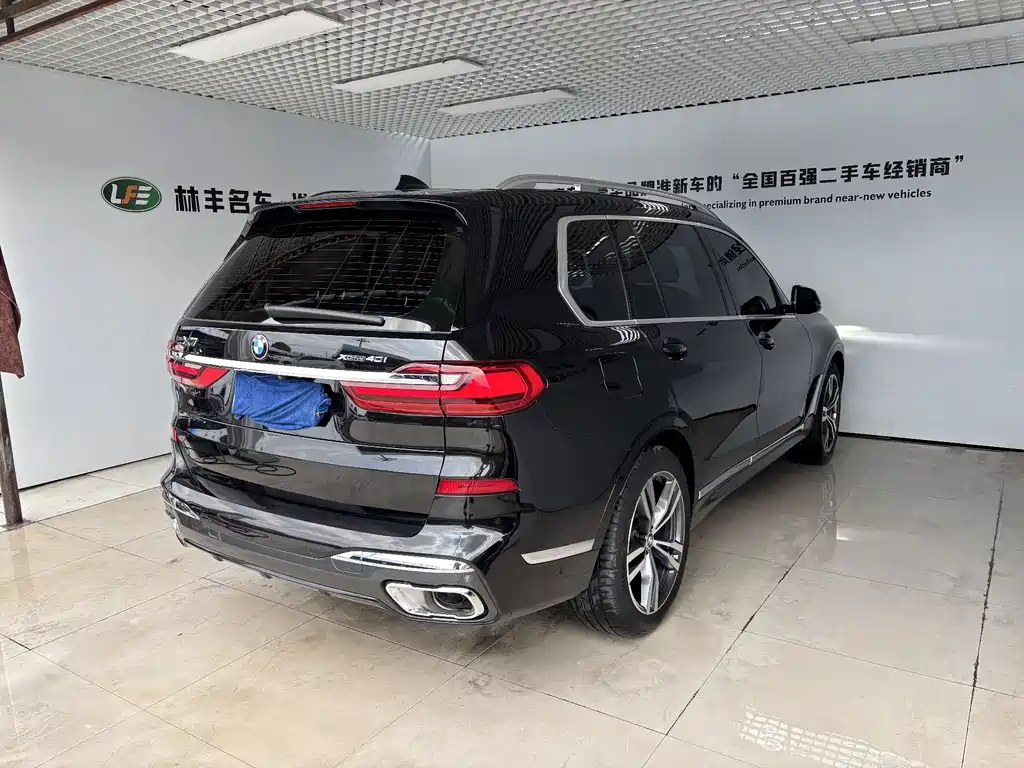 BMW X7 — миниатюра 4
