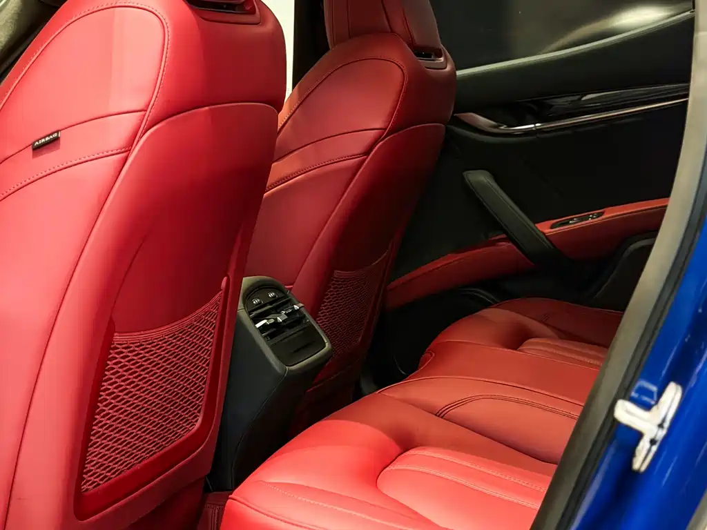 Maserati Ghibli 2023 3.0T Modena