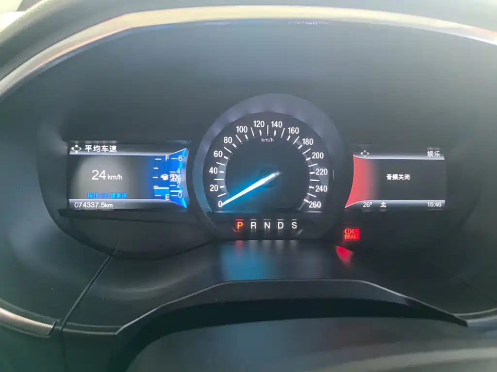 Ford Edge — миниатюра 12