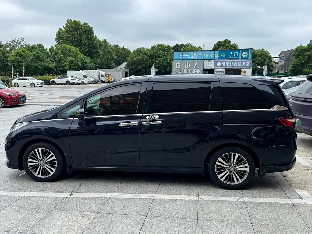 Honda Odyssey — миниатюра 3