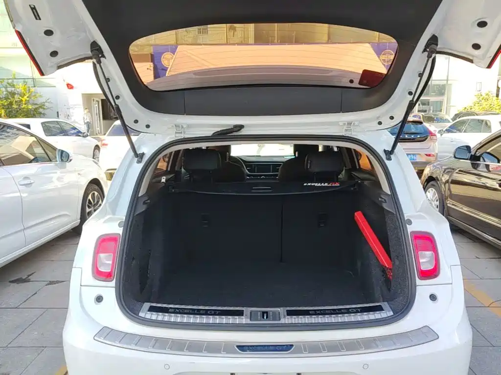 Buick Excelle — миниатюра 19