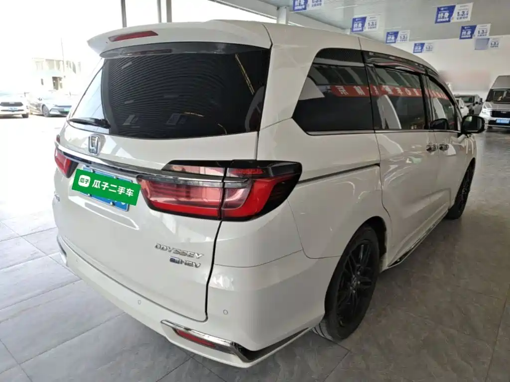 Honda Odyssey — миниатюра 7