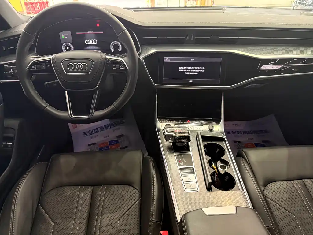 Audi A6L 2022 55 TFSI e quattro