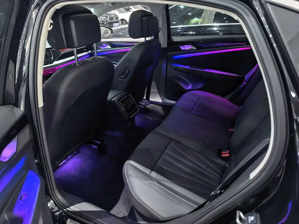 Volkswagen Passat — миниатюра 9