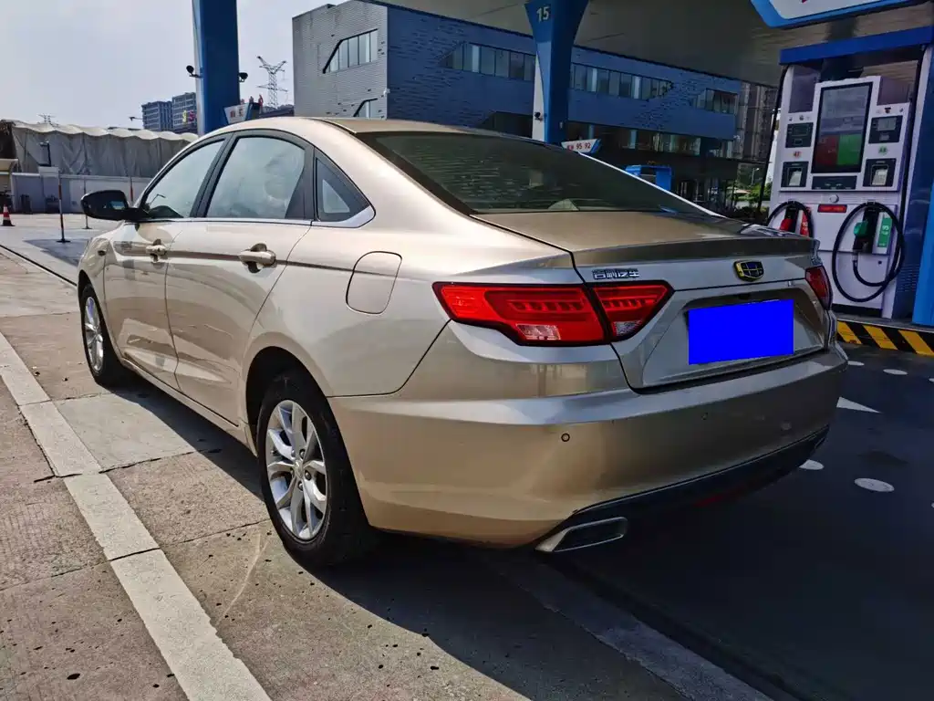 Geely Emgrand GL — миниатюра 3