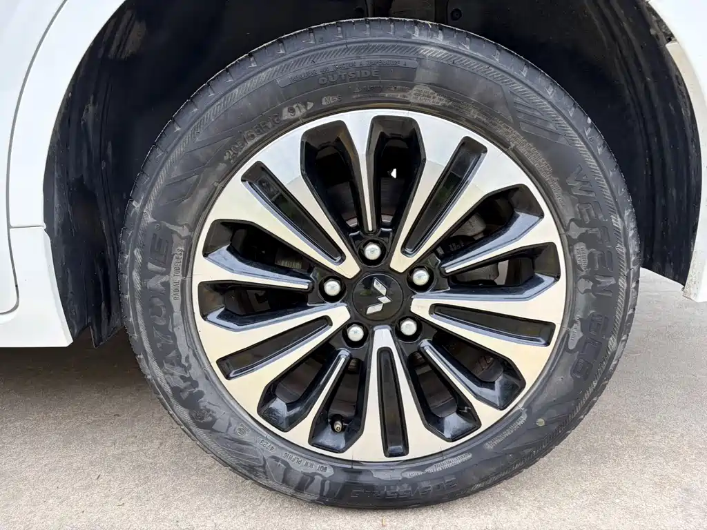 Wuling Jiachen — миниатюра 21