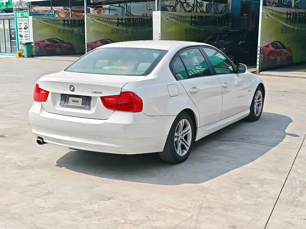 BMW 3 Series — миниатюра 9