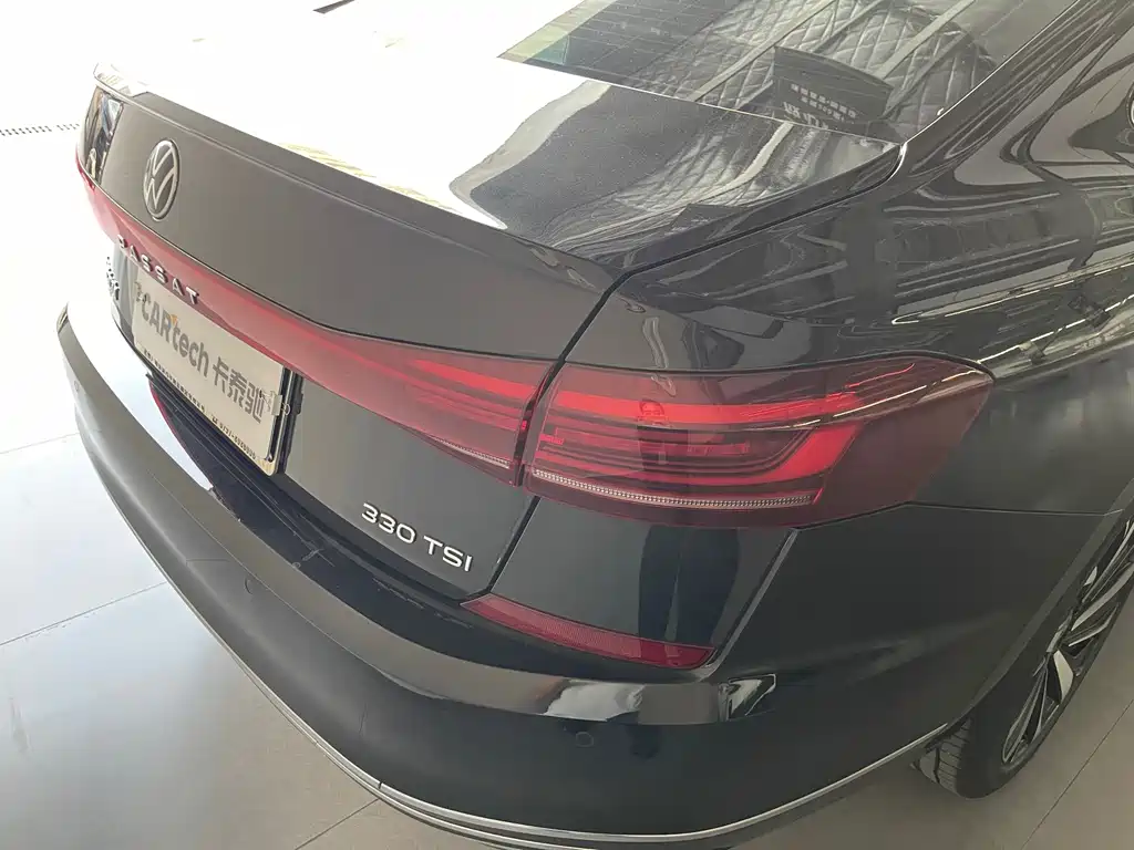 Volkswagen Passat — миниатюра 12