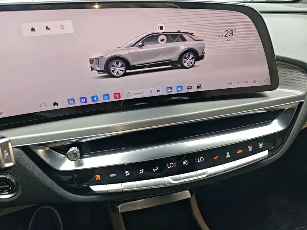 Cadillac Lyriq — миниатюра 13