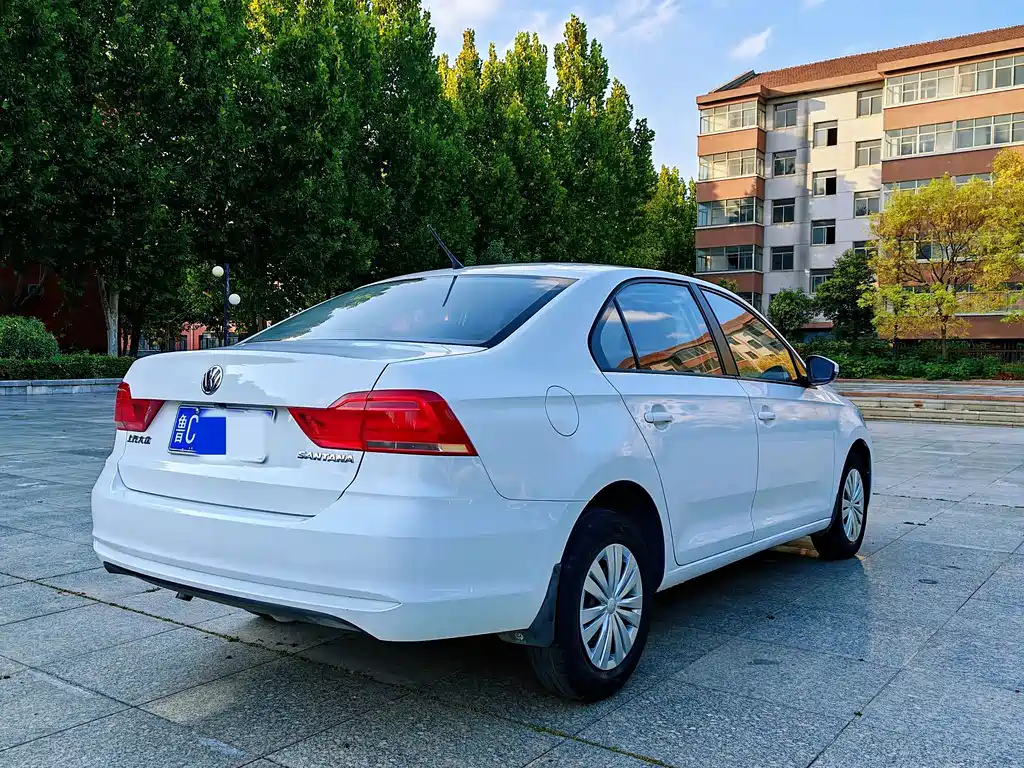 Volkswagen Santana — миниатюра 19