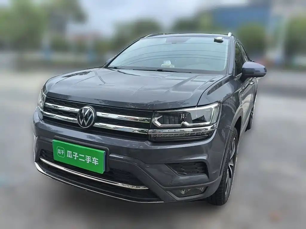 Volkswagen Tharu