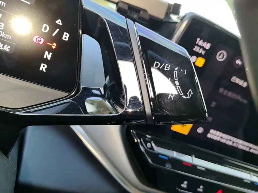 Volkswagen ID.4 Crozz — миниатюра 14
