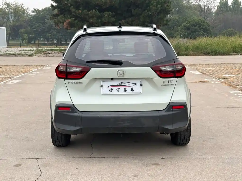 Honda Fit — миниатюра 5