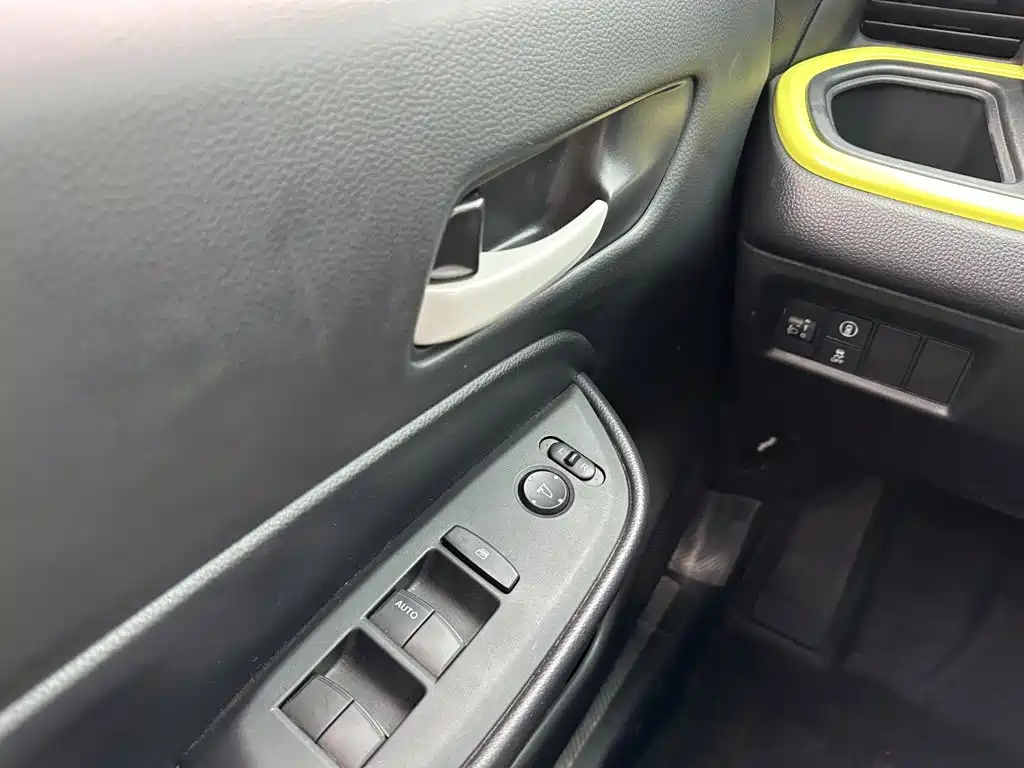 Honda Fit — миниатюра 23