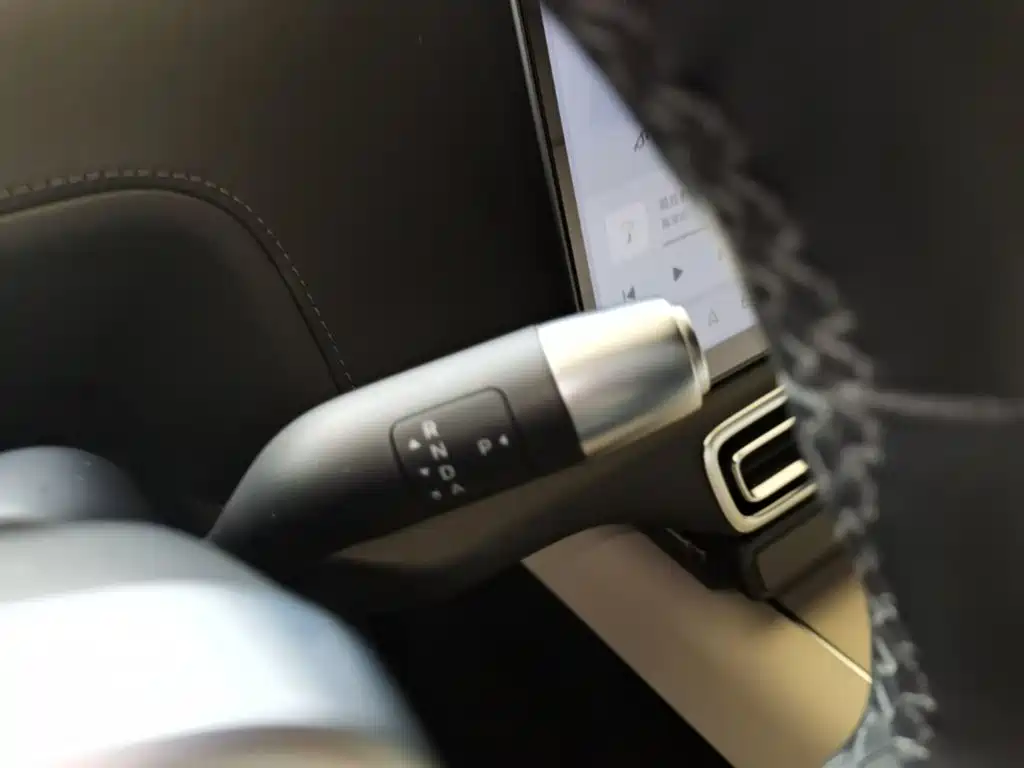 Li Auto Li L9 — миниатюра 14