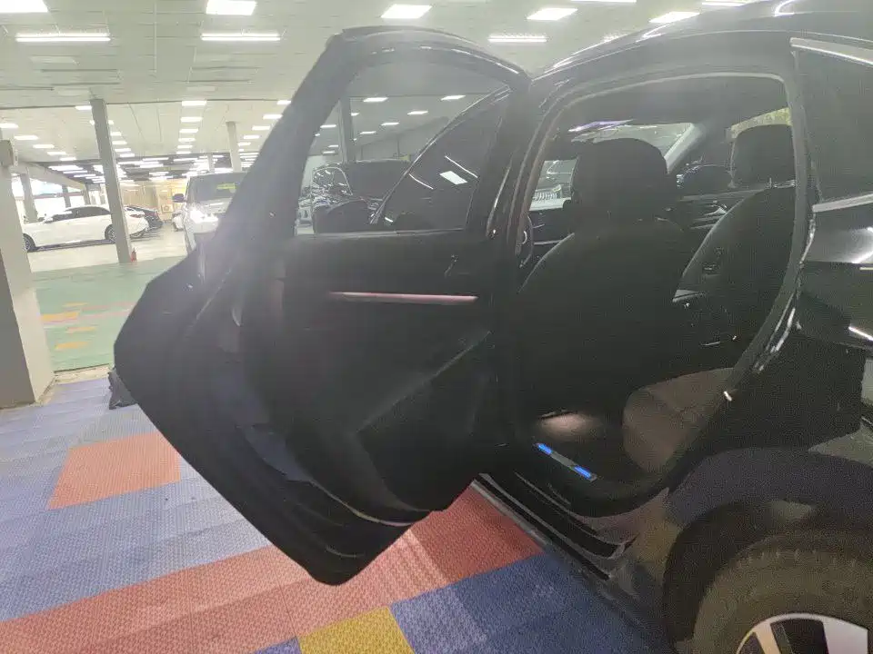 Volkswagen Passat PHEV — миниатюра 3